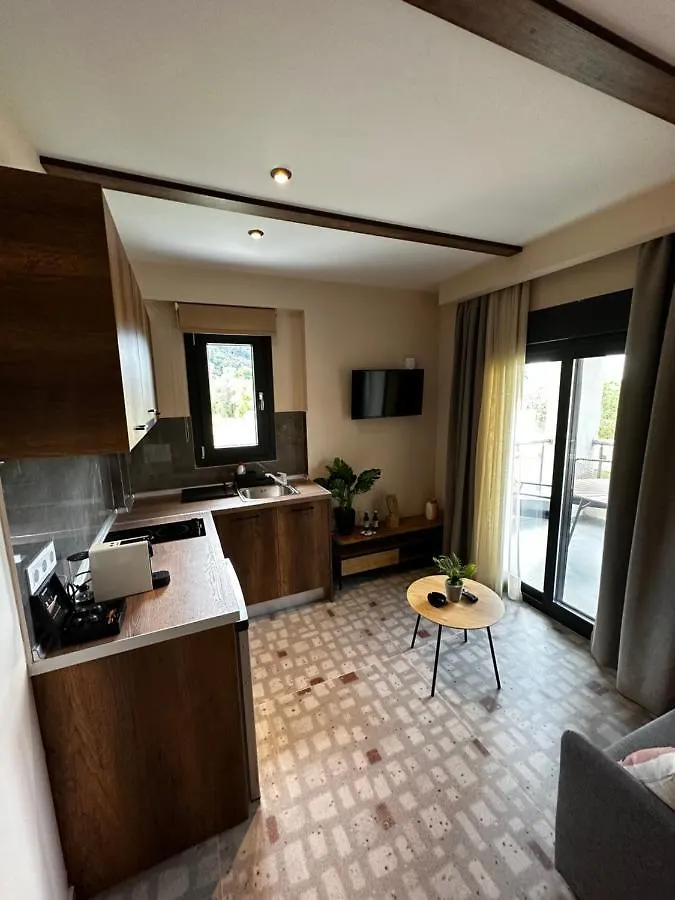 Lighthouse Apartments Κρυοπηγή 0*,