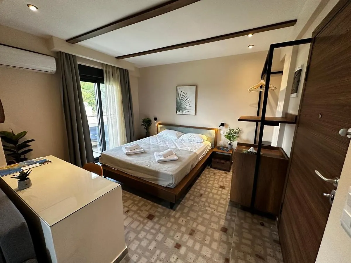 Lighthouse Apartments Kriopigi Apart Otel